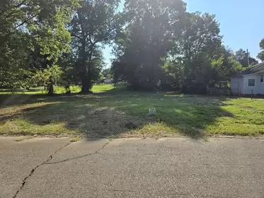 CLEARED LOT IN TEXARKANA